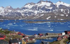 Read more about the article Trump Ancam Tarif Tinggi Negara Eropa Demi Ambisi Akuisisi Greenland