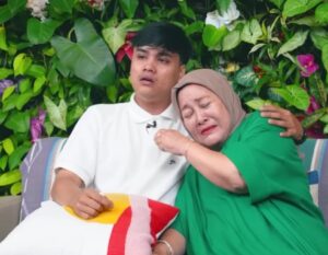 Read more about the article Kubu Ressa Rizky Rossano Akui Tak Bisa Hubungi Denada karena Diblokir, Pintu Komunikasi Disebut Sudah Dibuka