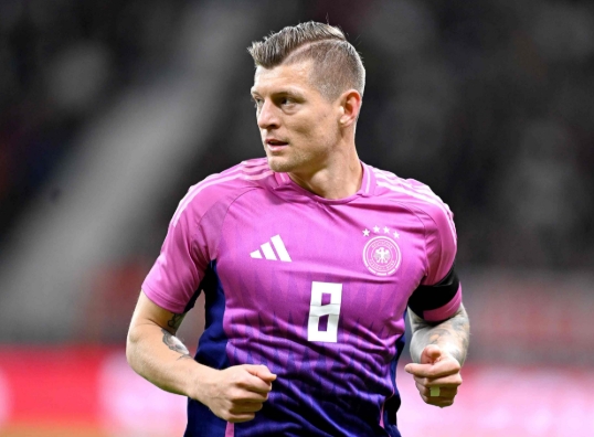 Read more about the article Keputusan Chelsea yang Mengejutkan, Legenda Real Madrid Ikut Angkat Bicara